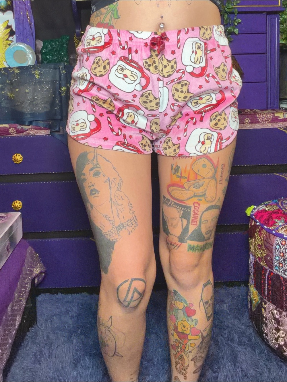 Santa Clause Christmas Holidays Candy Canes & Cookies Pink Pajama Shorts Size S